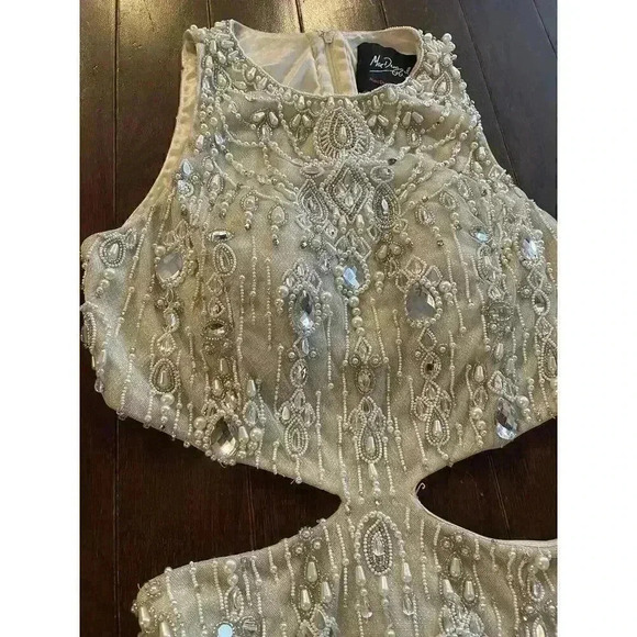 Mac Duggal CutOut Gown Maxi Dress 4 Small S Beaded Back Slit Nude Beige $998 NWT - Picture 7 of 9